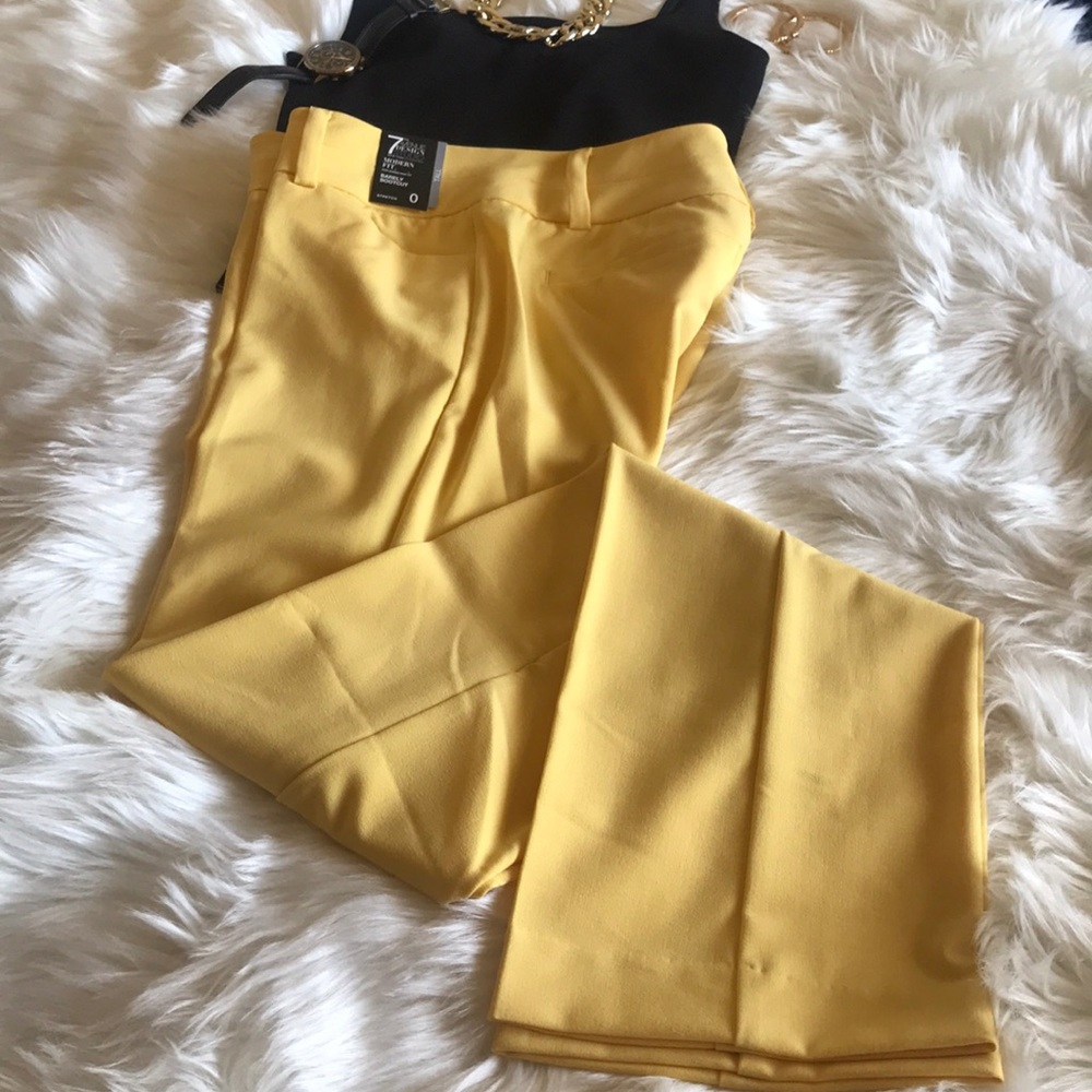 NY & Co  7th Ave Barely Bootcut Mid Rise Pants